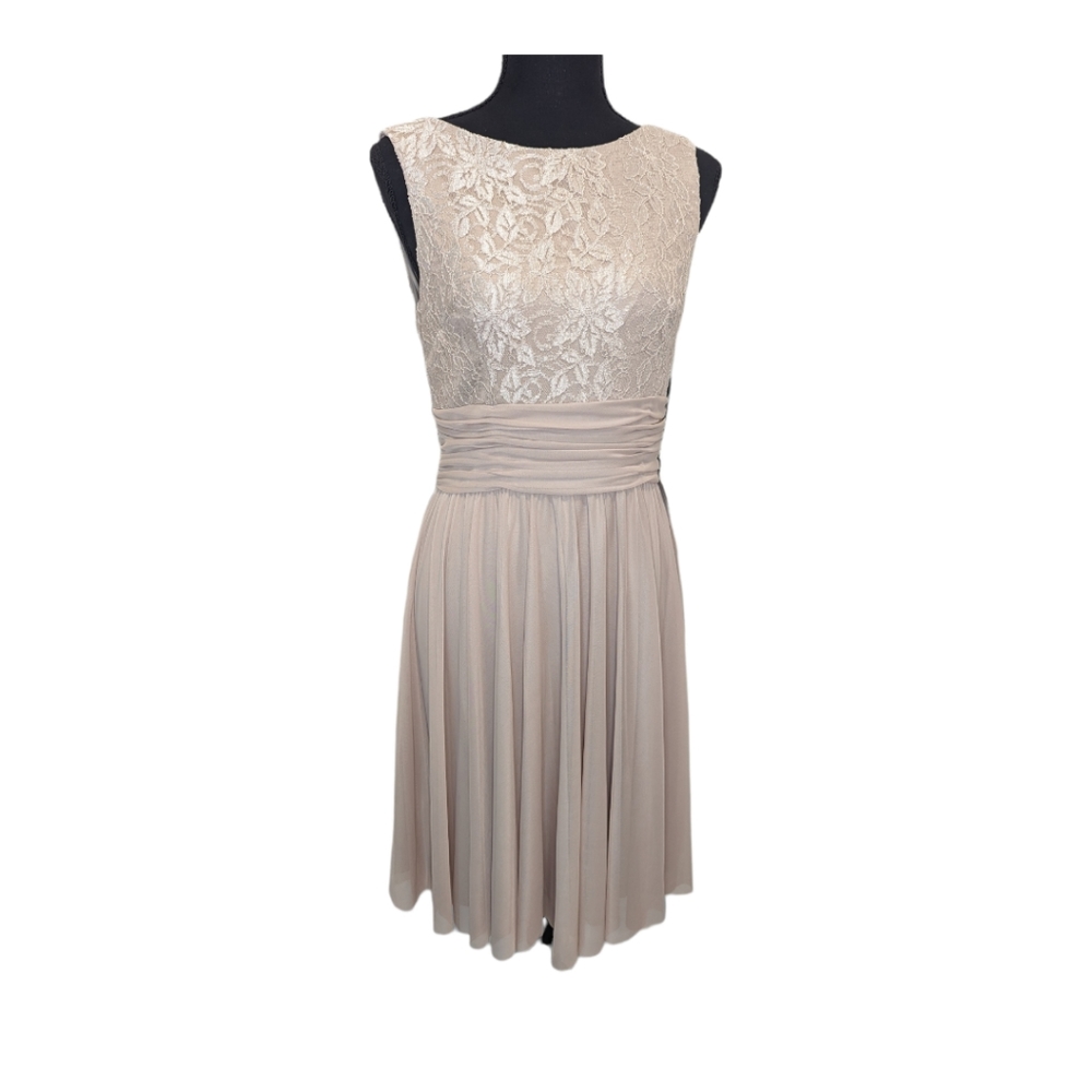 NWT JH Evenings Size 6 nude/champagne colored dress